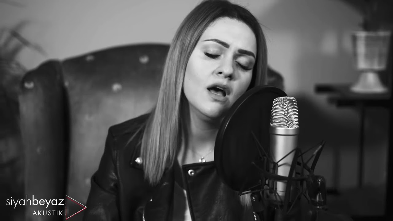 Melis Aydın Duvardaki Resim SiyahBeyaz Sesli1Teqsen Melis Aydın Duvardaki Resim SiyahBeyaz Sesli1Teqsen