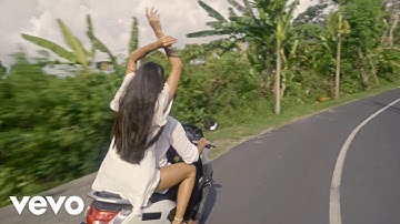 Nowhere Eyes - Above The Waves (Official Video)