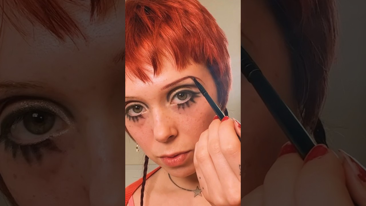 Twiggy 60s cut crease eyes 👁️‍🗨️