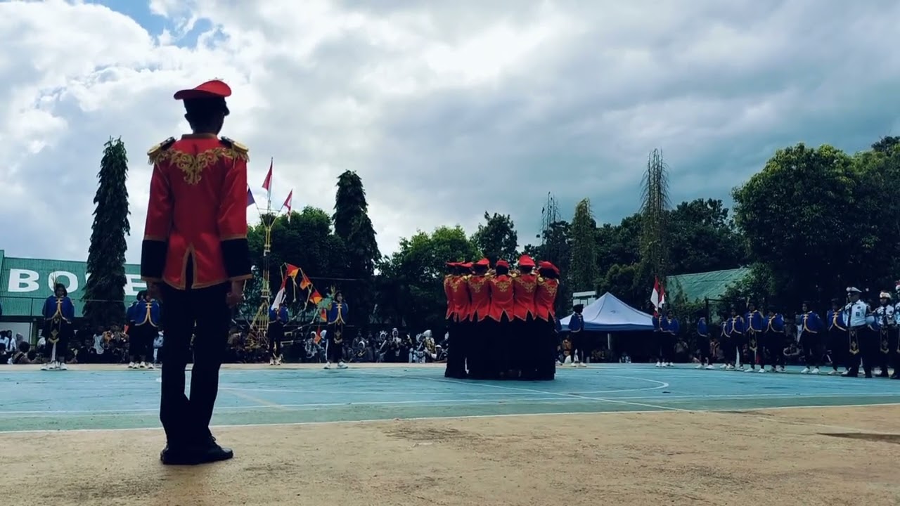 Persembahan Organisasi Paskibra SMAN 15 BONE pada kegiatan MPLS 2024