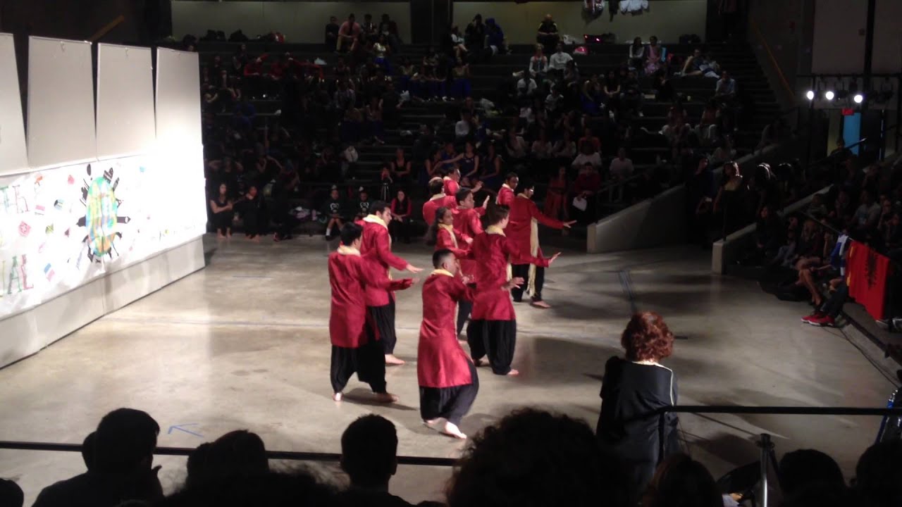 International Gala YMHS Indian Dance