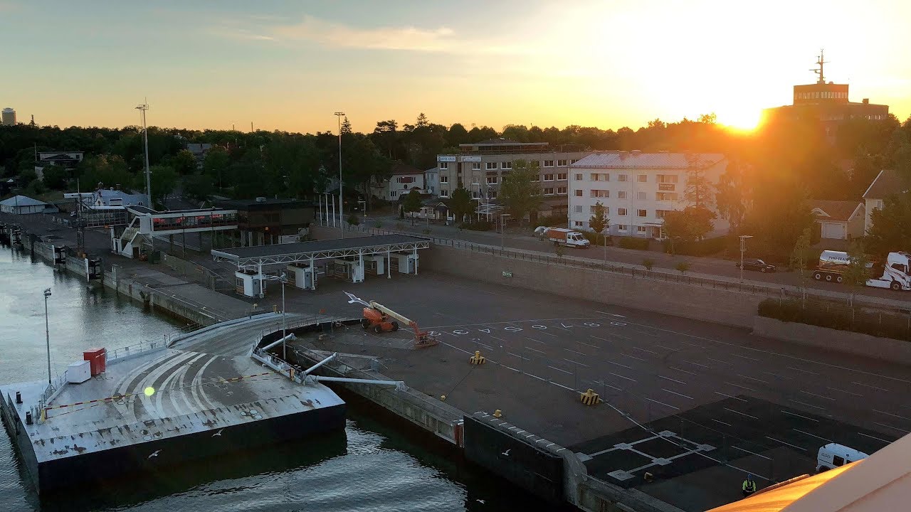 Круиз Таллин-Стокгольм на пароме Baltic Queen. Музей Халлвил. - YouTube