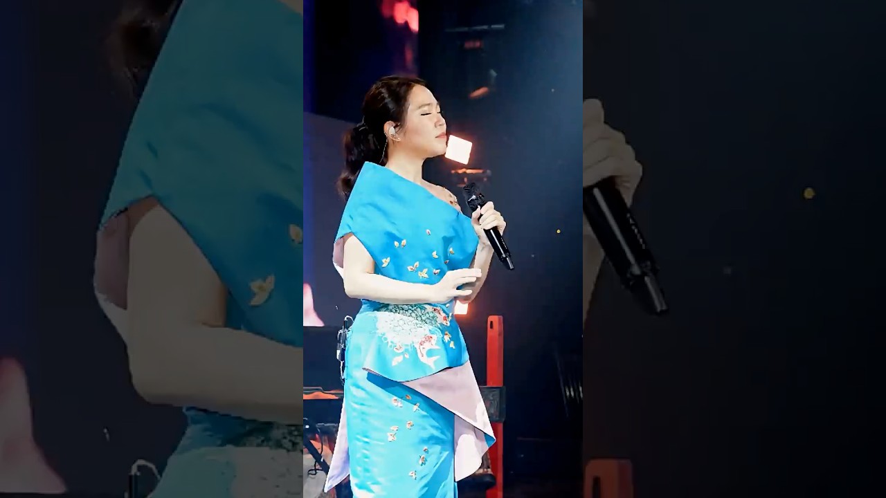 Di momen Natal bersama @BinrohKristianiTelkomGroup