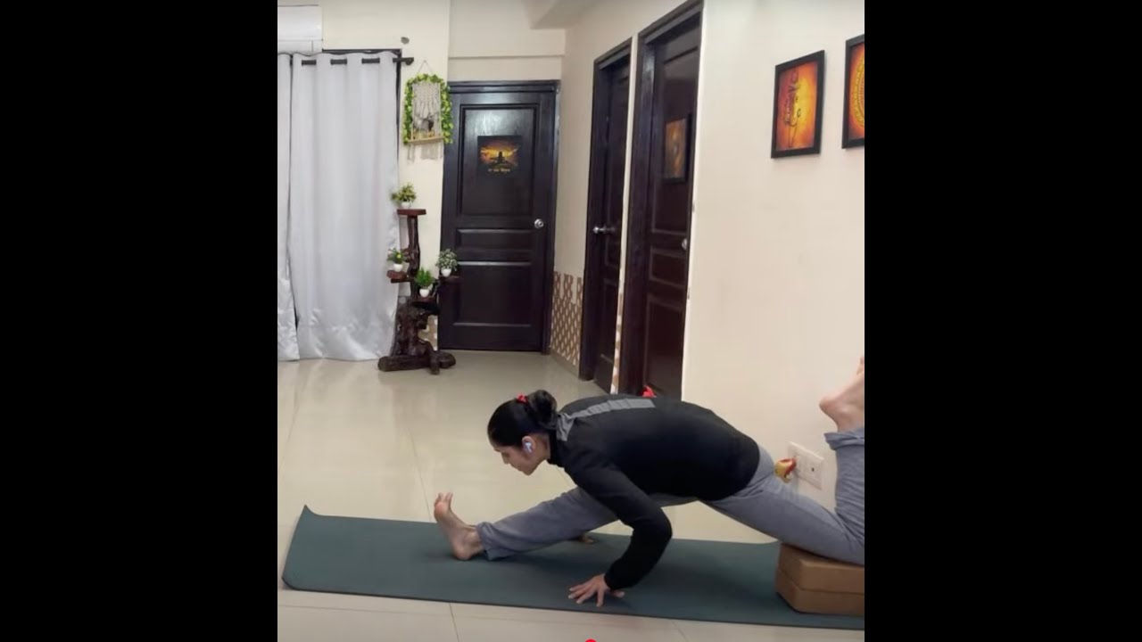 Deep Hip Opening Yoga | Stretch & Release Tight Hips - YouTube
