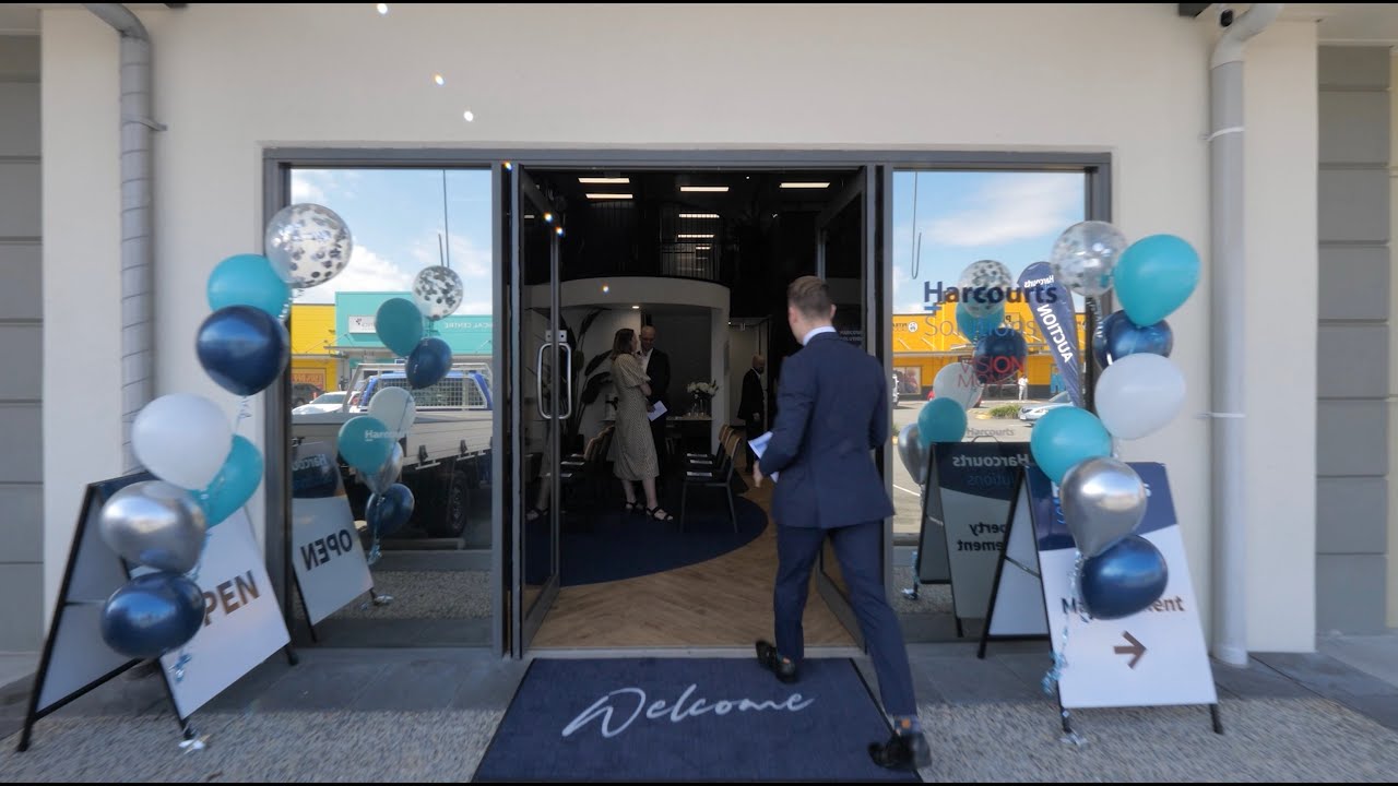 In-room Auctions at Harcourts Solutions