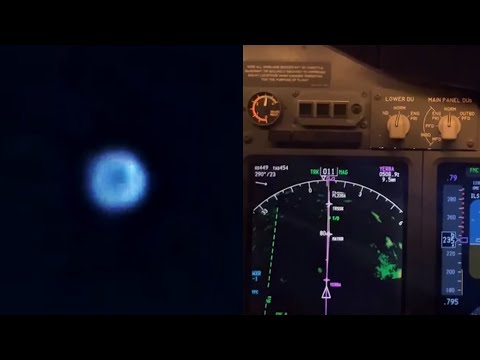 Airline Pilot Sees Foofighter over Wilmington, North Carolina Aug 12, 2022, UFO Sighting News.