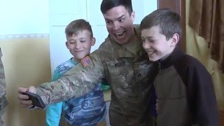 Soldiers Show the Other Side of JMTG-U