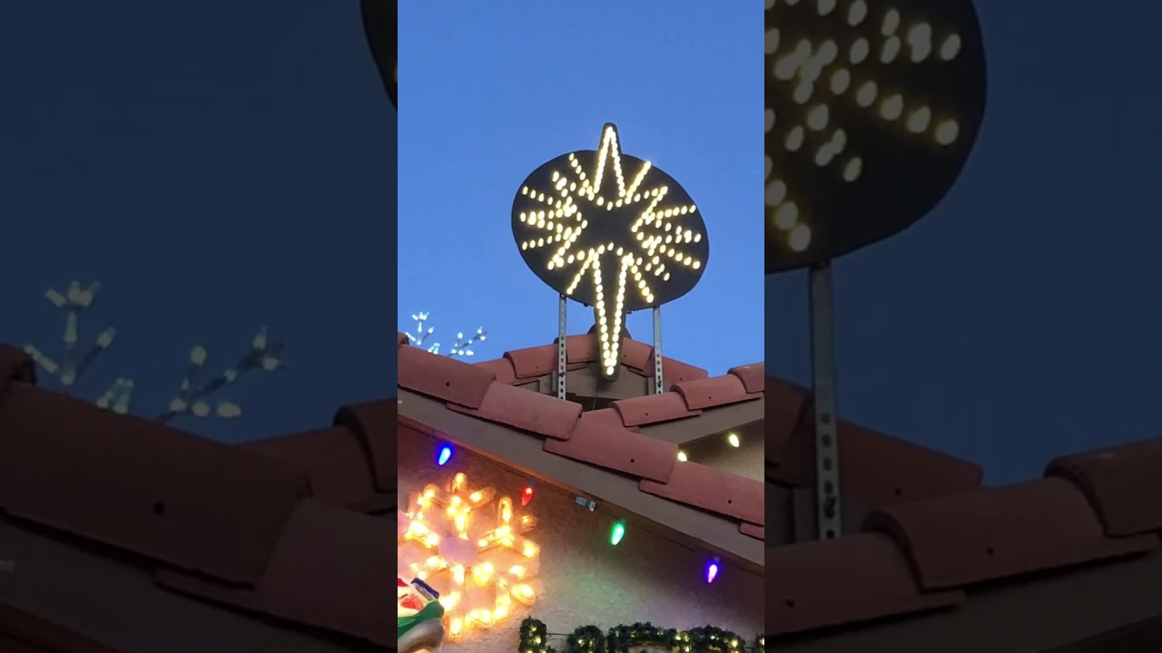 Dourov FrightProps driven "Holdman" Star of Bethlehem Christmas