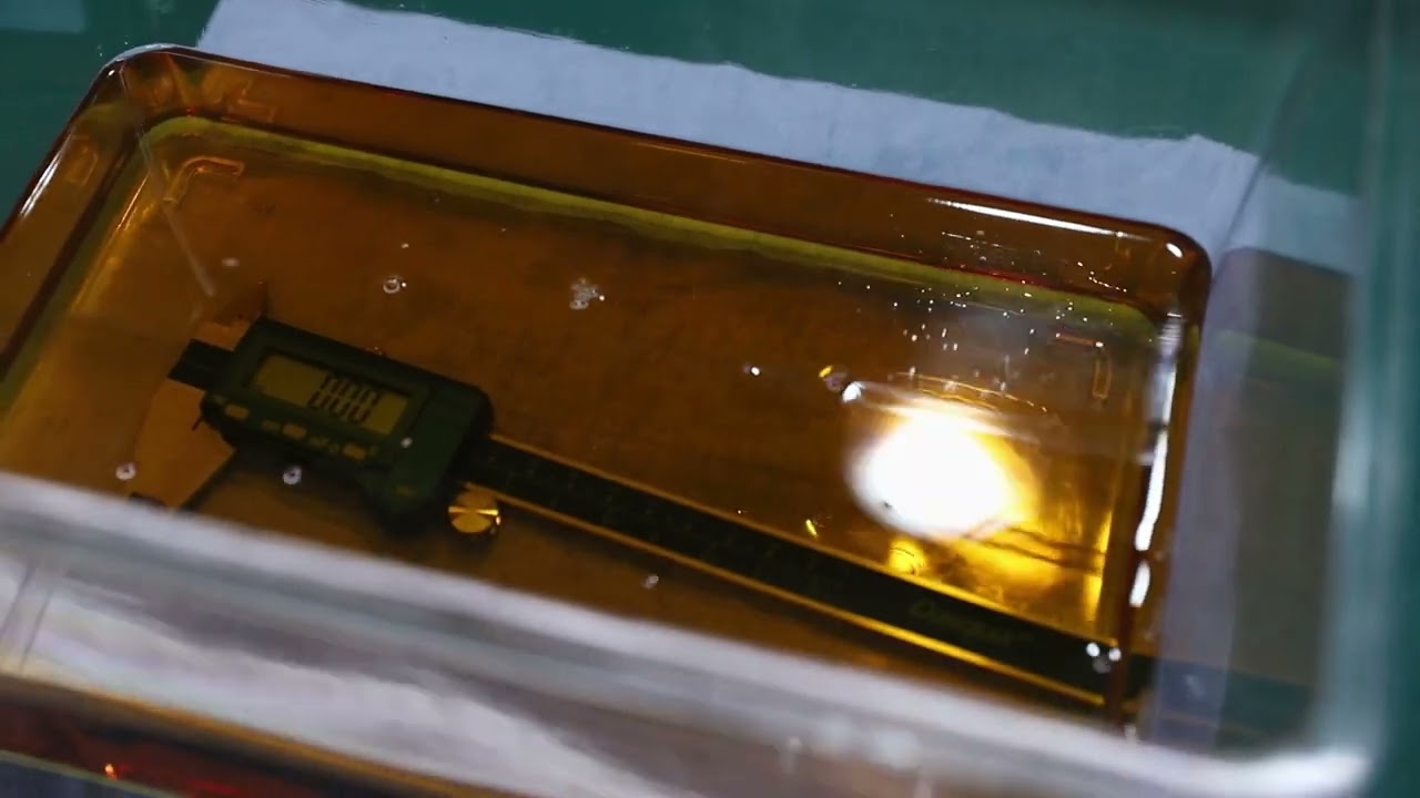 Dasqua 150mm Stainless Steel IP67 Oil Proof Big Screen Digital Caliper