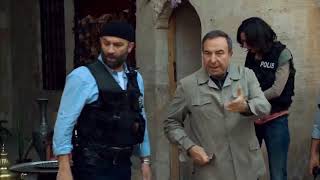 Arka Sokaklar - Rıza Baba Emirin Konağını Basıyor