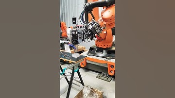 Big scale 3d printing. Large format additive technology. #kukarobots #3dprinting #additive