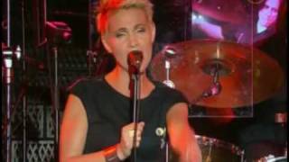 Roxette - Listen To Your Heart (Live In Barcelona 2001) Resimi