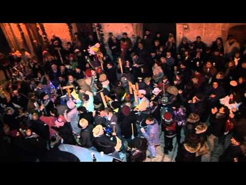 Gambatesa maitunat notte 31/12/10: fuochi brindisi e balli in piazza