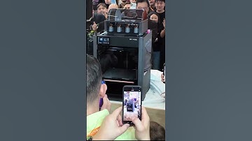 This is The Bambu Lab H2C at Formnext 2025 #3dprinting #bambulab