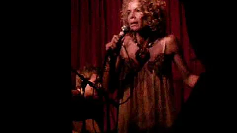 Billie Myers - You Send Me Flying (10-04-09 at Hotel Cafe)