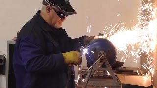 how i built my plasma gas bottle cutter a must see.lol