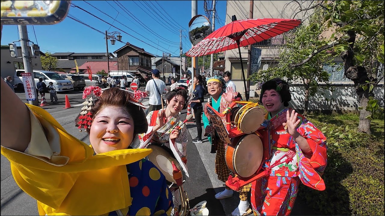 もてぎ昭和の日 縦町通りが昭和に染まる ちんどん屋さんふれあい街流し クラシックカー＆旧スパーカブ退場パレード 2025 04 29
