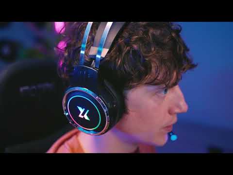 AODK Gaming Desk with PC Showcase Stand — Overview