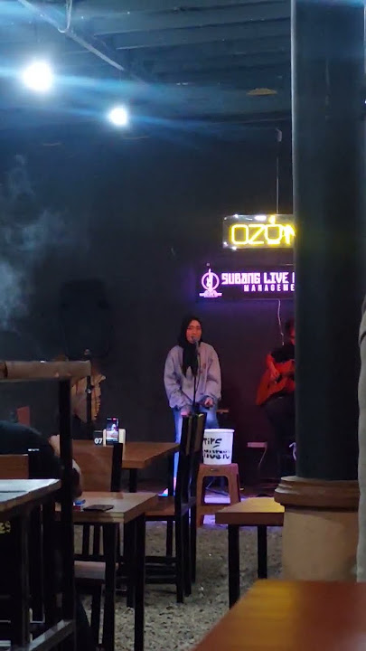 VIRAL ! Anak SMA bersuara merdu 🫨               #akustikcover #bertautcover