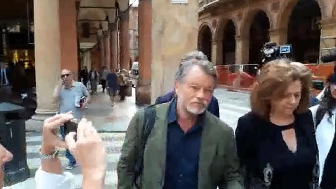 Giusva Fioravanti arriva al tribunale di Bologna per il processo bis sulla strage alla stazione
