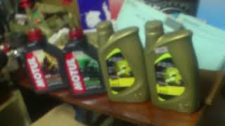 видео: МАСЛО  в скутер, а что если вместо 10W30 залить 20W50? картинка: МАСЛО  в скутер, а что если вместо 10W30 залить 20W50?