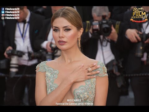 Video: Bagaimana Pawagam Rusia Dipersembahkan Di Festival Filem Cannes