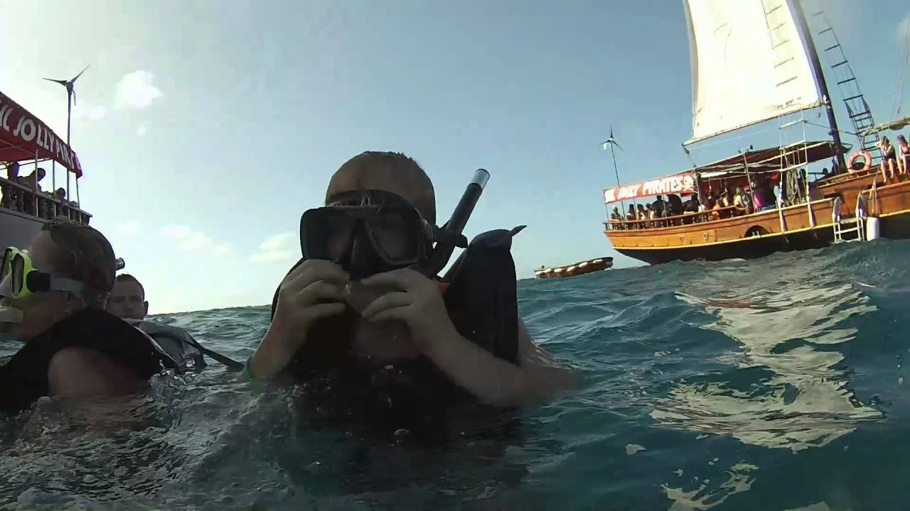 jolly roger snorkeling & pirate cruise aruba