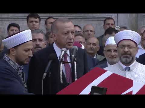Cumhurbaşkanımız Erdoğan, Prof. Dr. Ahmet Haluk Dursun'un cenaze töreninde konuşuyor.