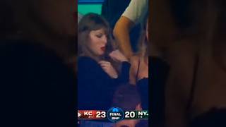 Taylor Swift imitating Travis Kelce moves 😂 | Trevis Kelce | #taylorswift #shortsfeed #trending