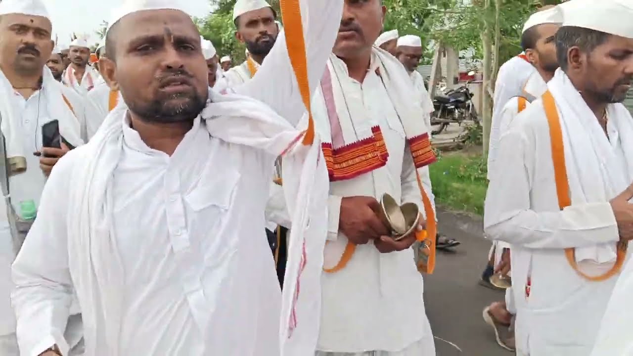 2025 वारी सखि पुसे सखियेसी गोड अभंग प्रेम मुर्ती हनुमान दादा