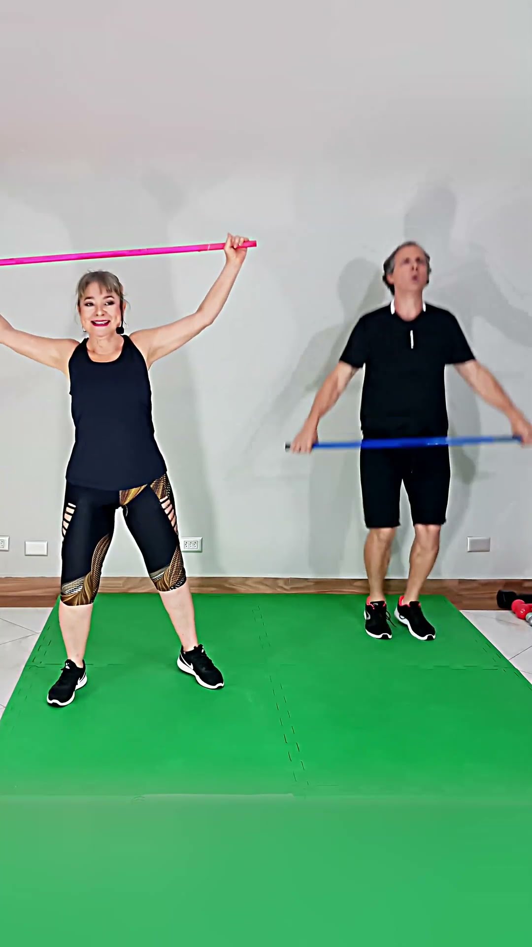 Parte 6 Hora se Suar Treino Arrasador e Aeróbico com Bastão: Queimando Calorias e Suando Muito!