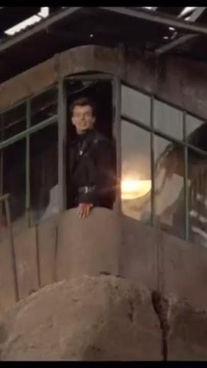 Explosive birthday wishes to the great Ray Wise. #robocop