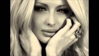 Mevsi̇m Hala Sen Nurşen Ay Serdar Resimi