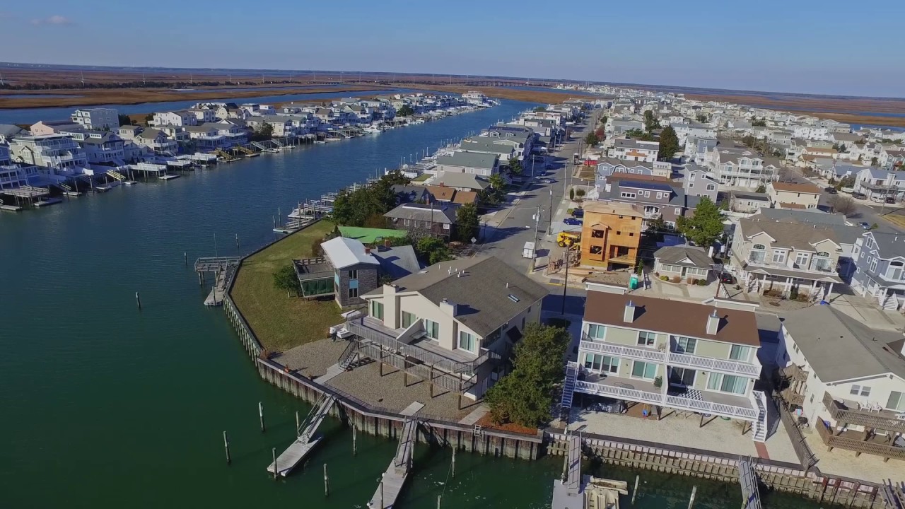 Holly Rennie   2179 Harbor Avenue, Avalon, NJ