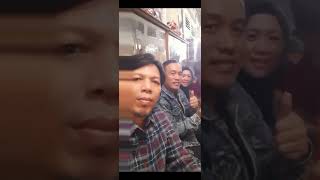 SENDIRI DISINI || ALONE HERE