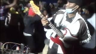 Tata wa ngoma and luma musolo live at kwa Jenga crusade playing Nalia song by Dalimas mwangangi