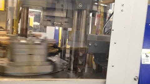 55 TON BATTENFELD VERTICAL CLAMP INJECTION MOLDING MACHINE