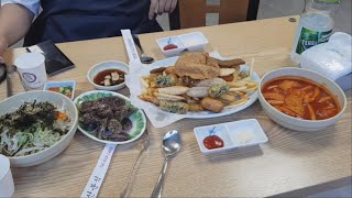 대구의 빙수야로 소문난 태산분식! 떡볶이, 모듬튀김, 순대, 비빔면, 빙수 Korean Street Foods Set