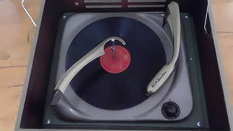 RCA Hi-Fi automatic record player playing a 78 RPM record.