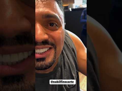 A alegria do g0rd0 é quando senta pra comer