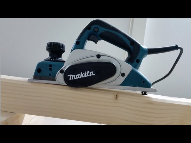 inden længe chokolade infrastruktur Makita KP0800 planer - unboxing,review and How to Use a Planer/Woodworking-  tool review - YouTube