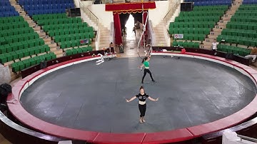 Đu Son đoàn xiếc 3