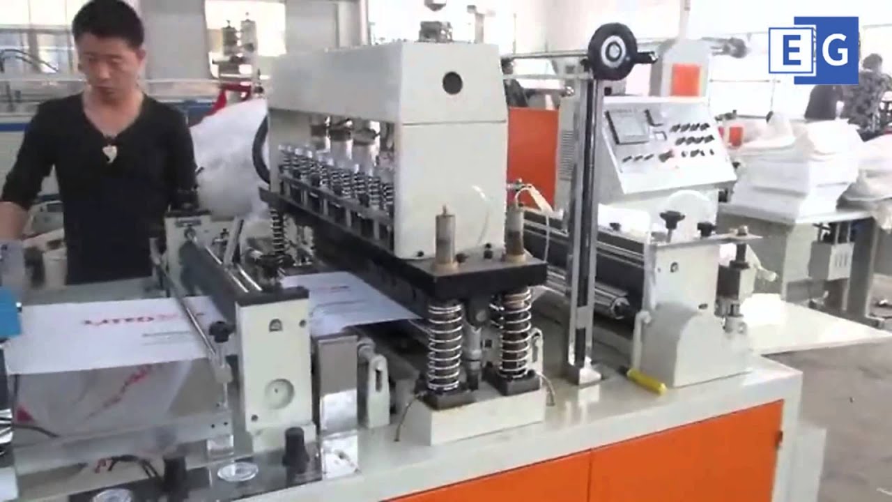 stanok dlya proizvodstva paketov iz netkanyh materialov