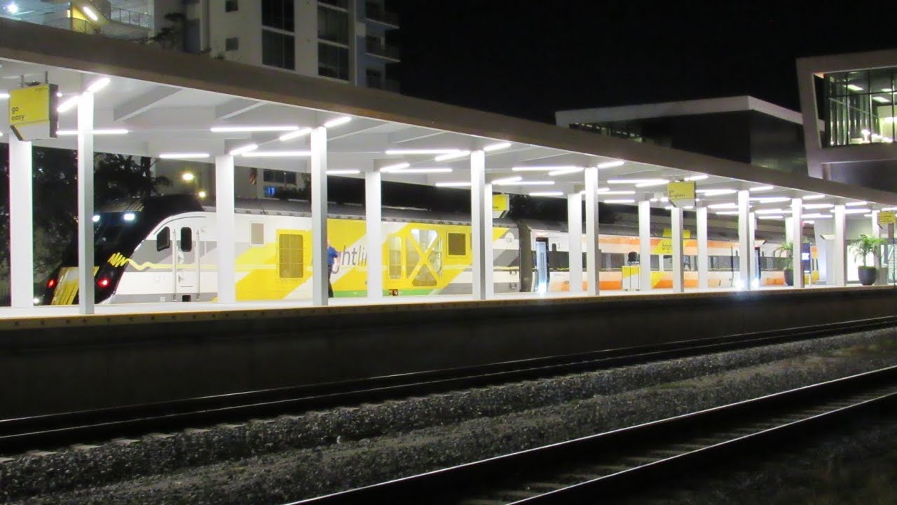 Brightline 7??-24 Northbound at West Palm Beach FL 2-24-23 - YouTube