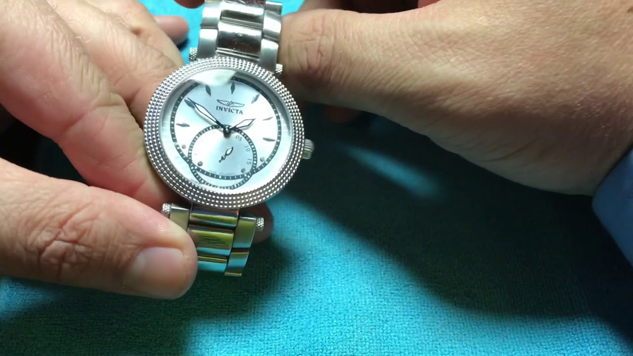 Changing the Battery in an Invicta Watch - YouTube