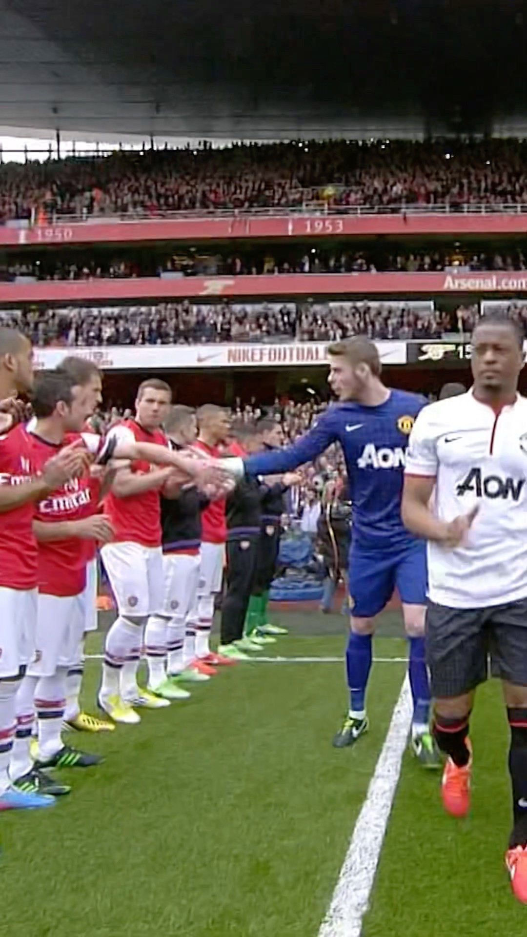 When Arsenal Gave United A Guard Of Honour At The Emirates ?