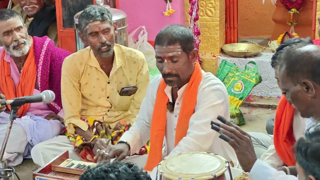 8150089482 ನದಿಯ ದಡದ ಎರಡರ ನಡುವೆ ಗರುಡ ಪಕ್ಷಿಒಂದು  ಹಾಡುತಿಹಾದು ಕನ್ನಡ ಭಜನೆ ಪದಗಳು | Kannada bhajane song's|