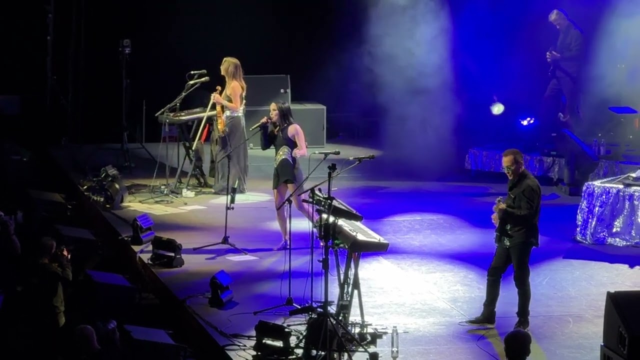 The Corrs Sydney Concert - Give Me A Reason (Live 2023)