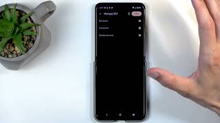 MOTOROLA Razr 70 – SIMカードから連絡先をインポートする方法 - YouTube