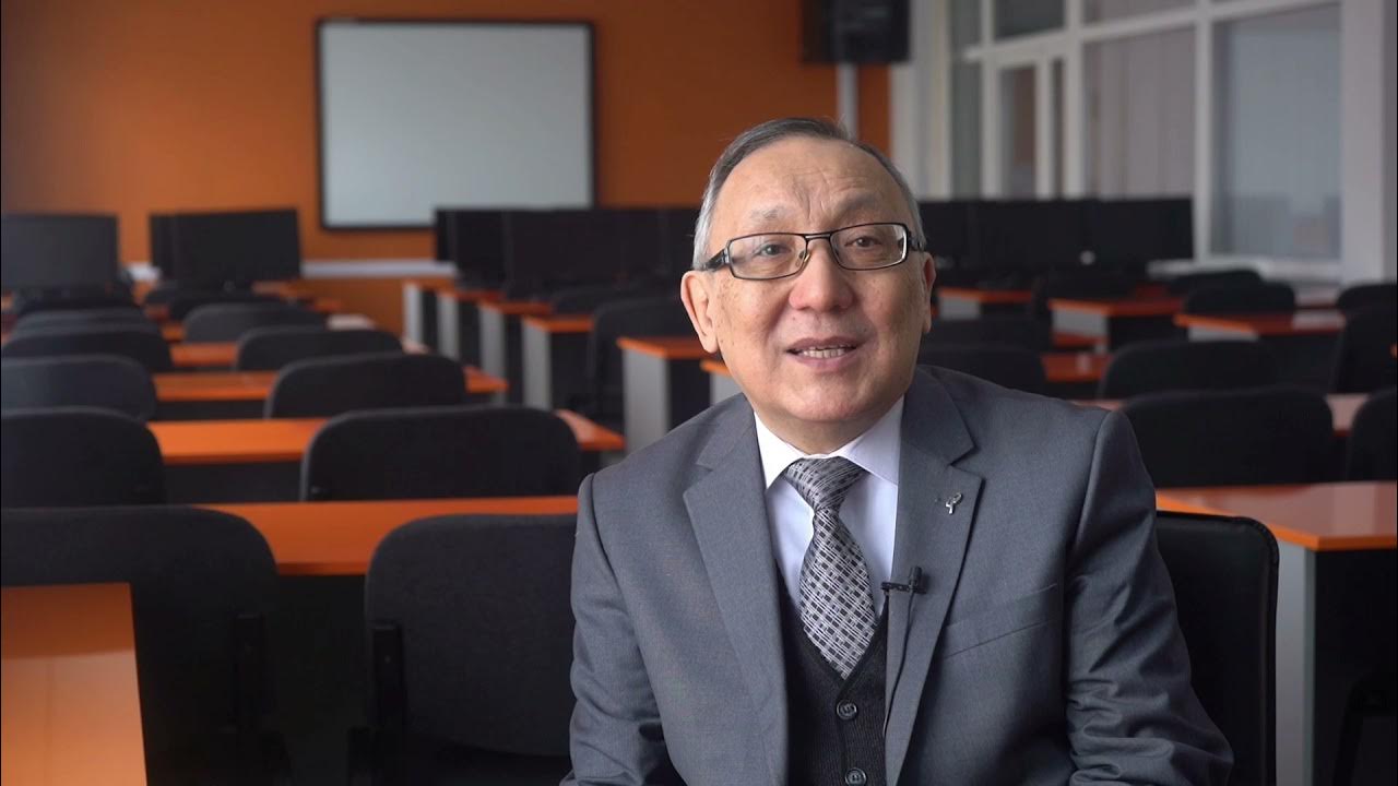 историк сталинист. западные лекции. зал церковных собраний покровского храма саратов. национальные стили ведения деловых переговоров. студенты в аудитории.